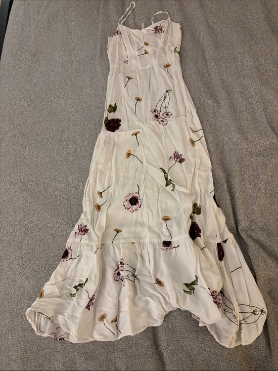 Reformation Dresses & Skirts - Reformation White Floral Strap Maxi Dress